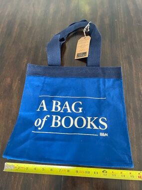 NEW Barnes & Noble Blue & Cream Cotton Tote